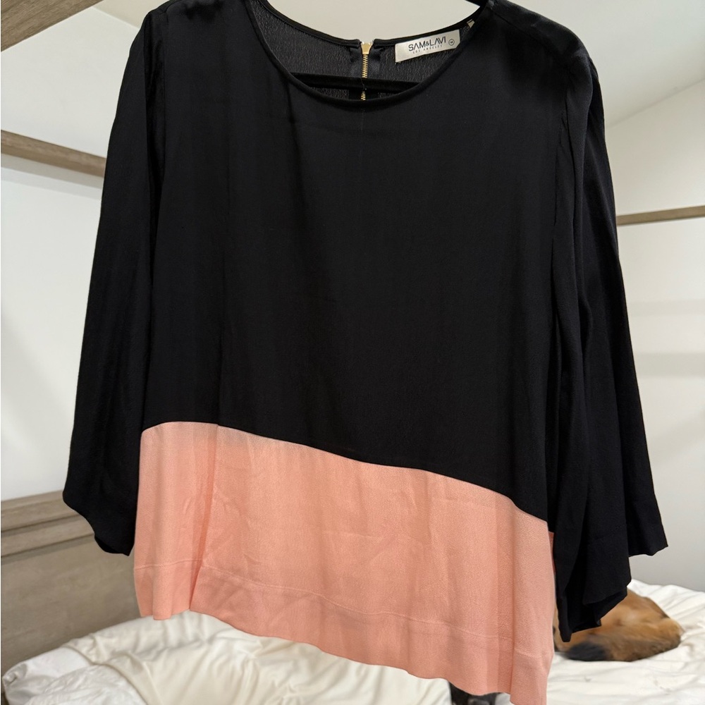 Sam & Lavi Coral and Black Color-block Blouse Medium